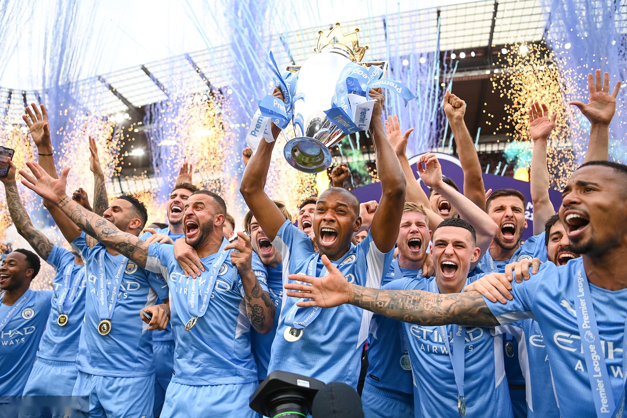 根据与教练 根据与教练